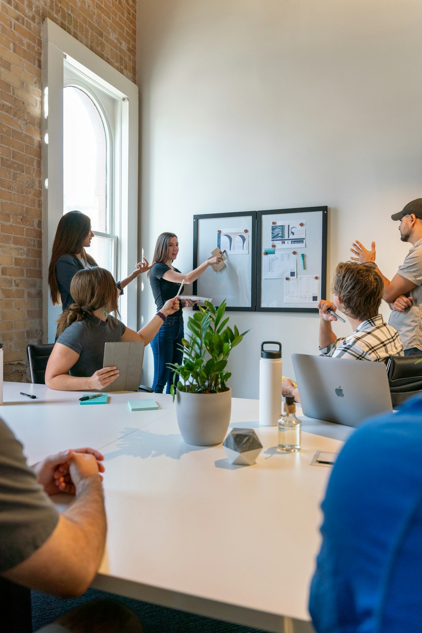 Why Custom Software Solutions Matter For Growth